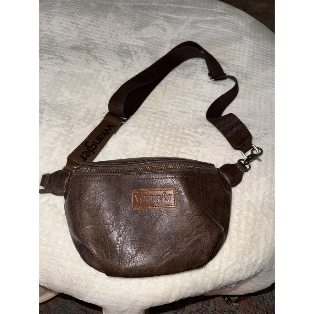 Wrangler Vintage Sling Bag for Women Men Chest Bum Bag Ladies Crossbody